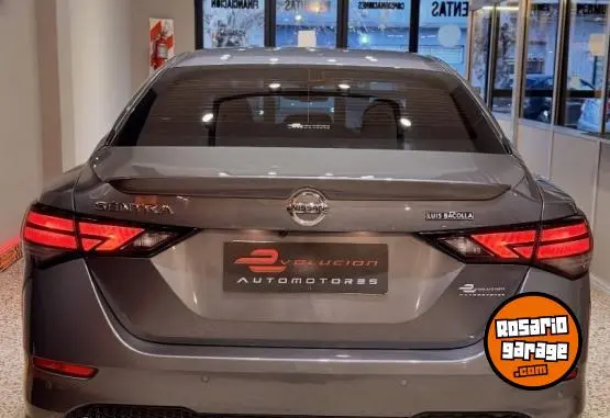 Nissan Sentra Sr  2023 - foto 4