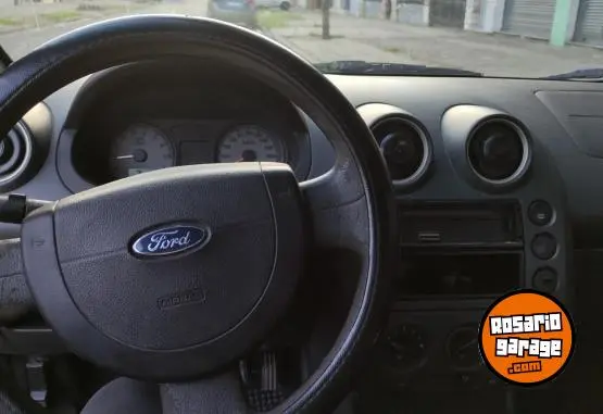 Ford Fiesta  2003 - foto 1