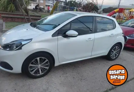 Peugeot 208 Feline Tiptronic 2020 - foto 1