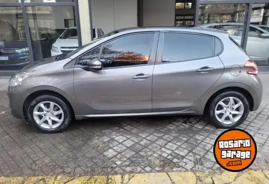 Peugeot 208 Allure 1.5  2014 - foto 4