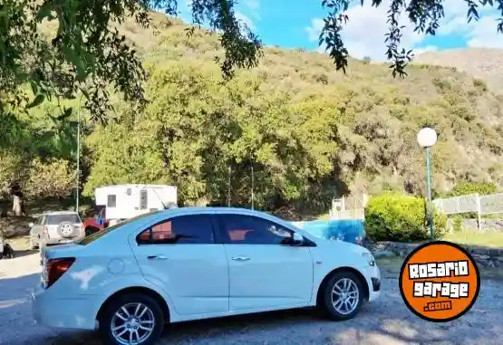 Chevrolet Sonic  2015 - foto 1