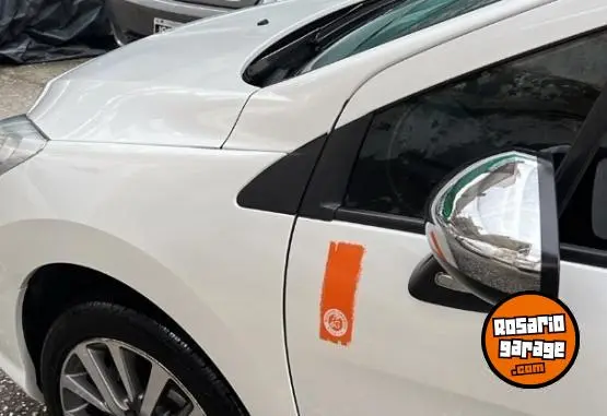 Peugeot 308 Roland Garros  2018 - foto 3