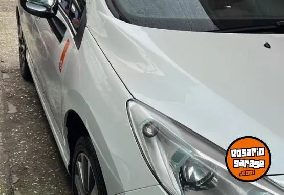 Peugeot 308 Roland Garros  2018 - foto 4