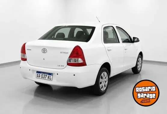Toyota Etios Xs Mt 1,5 4P  2016 - foto 2