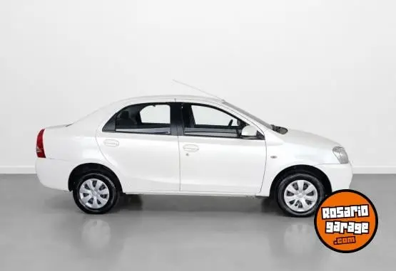 Toyota Etios Xs Mt 1,5 4P  2016 - foto 3