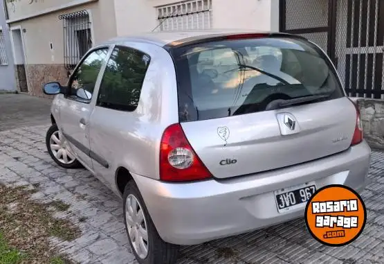 Renault Clio 2 1.2  2011 - foto 1