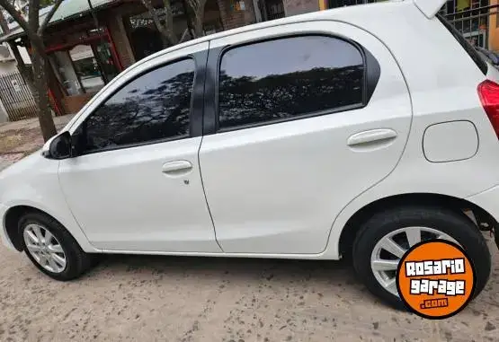 Toyota Etios Xls 1.5 6M/T  2017 - foto 1