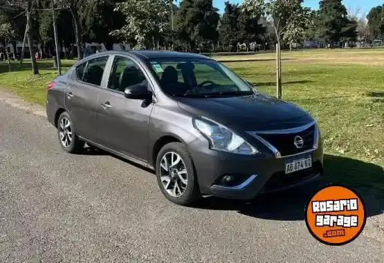 Nissan Versa 1.6 Exclusive At 2017 - foto 1