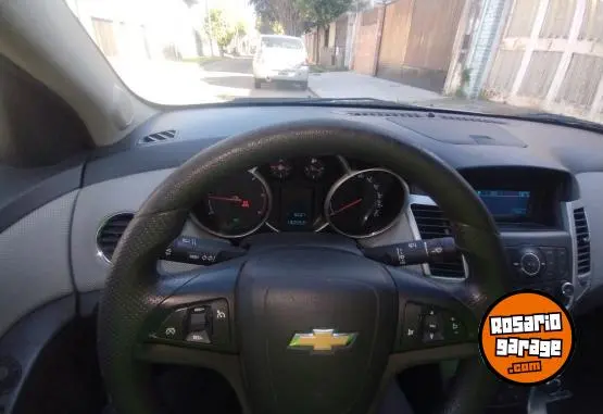 Chevrolet Cruze  2011 - foto 4