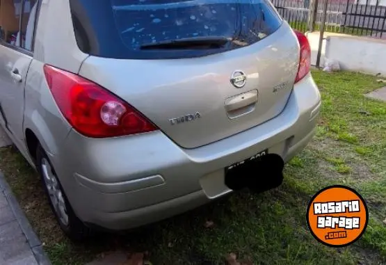 Nissan Tiida  Tekna  2010 - foto 2