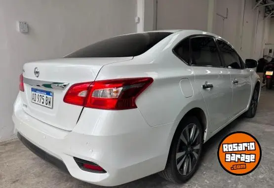 Nissan Sentra Exclusive  2019 - foto 2