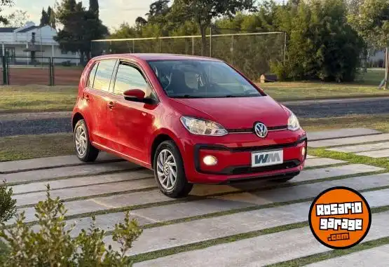 Volkswagen Up High  2018 - foto 1
