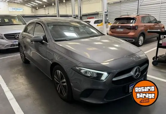 Mercedes-Benz A200  2022 - foto 4