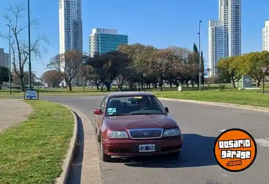 Daihatsu Applause Xi  1999 - foto 4