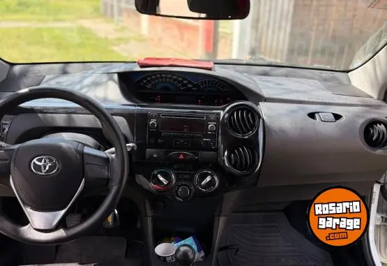 Toyota Etios Xs  2014 - foto 4
