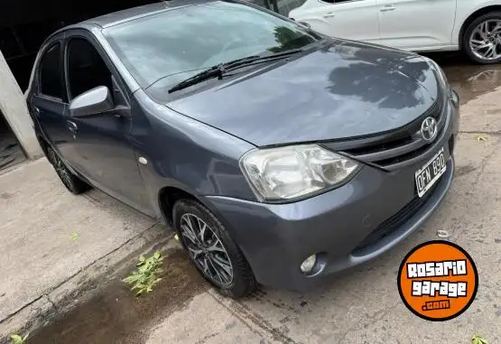 Toyota Etios 1.5 Xls  2014 - foto 4