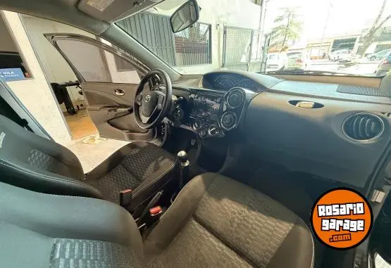 Toyota Etios  2016 - foto 5