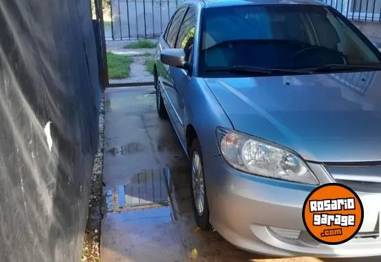 Honda Civic  2005 - foto 2