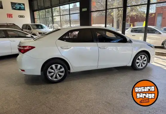 Toyota Corolla  2015 - foto 2