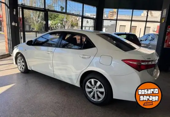 Toyota Corolla  2015 - foto 3