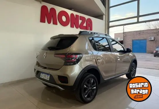 Renault Sandero Stepway Intense  2023 - foto 4