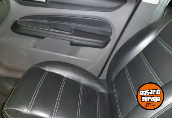 Ford Focus  2010 - foto 3