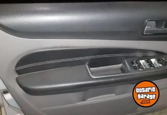 Ford Focus  2010 - foto 4