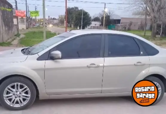 Ford Focus  2010 - foto 5