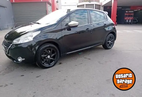Peugeot 208  2016 - foto 1
