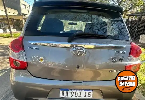 Toyota Etios  2017 - foto 2