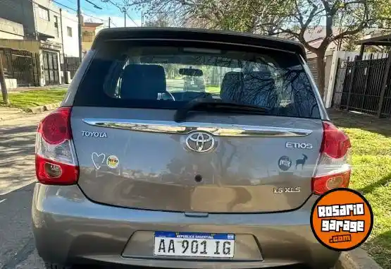 Toyota Etios  2017 - foto 3