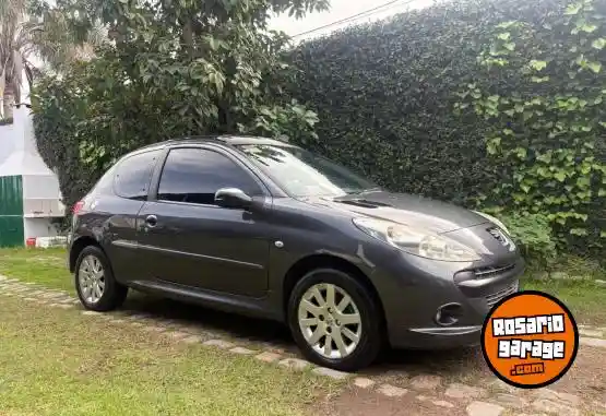 Peugeot Compact 1.6  2010 - foto 1