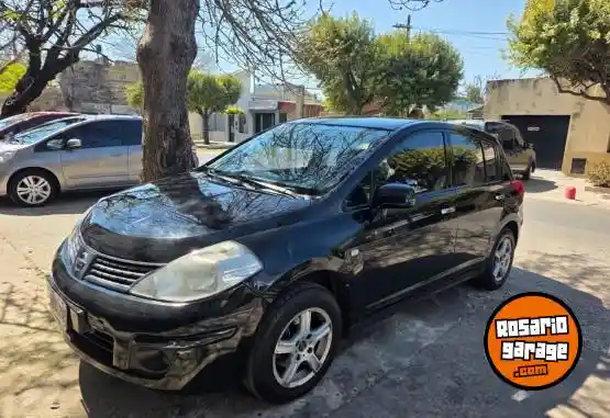 Nissan Tiida Visia 2010 - foto 1
