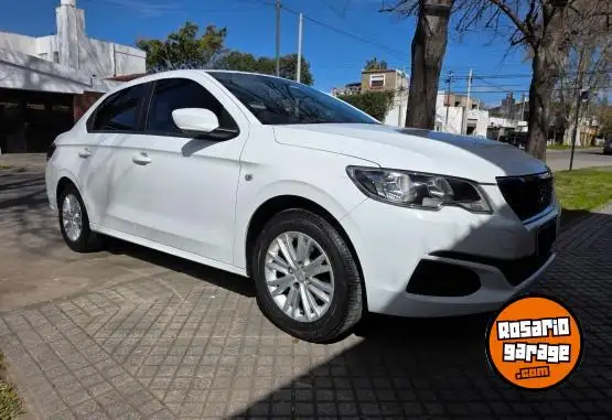 Peugeot 301 Allure 1.6  2018 - foto 1