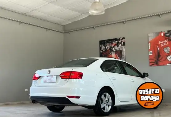 Volkswagen Vento 2.5 170Cv Luxury L1  2014 - foto 5