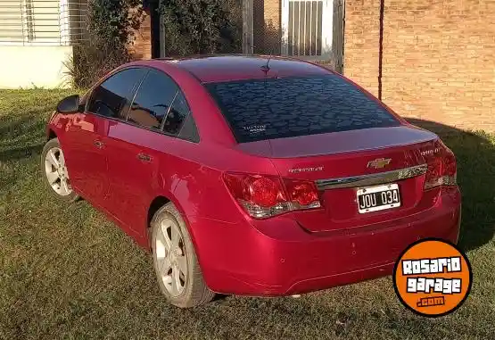 Chevrolet Cruze  2011 - foto 2