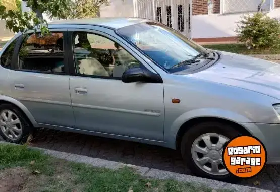 Chevrolet Corsa Clasic  2012 - foto 1