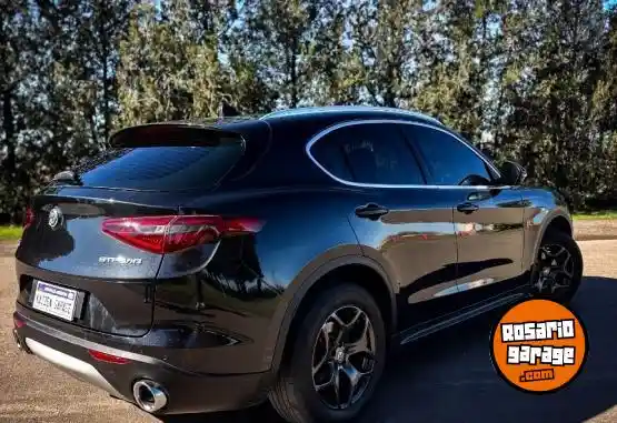 Alfa Romeo Stelvio  2019 - foto 3