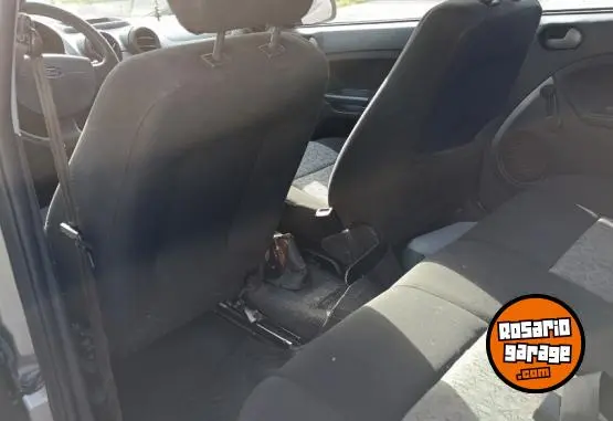 Ford Fiesta Max  2011 - foto 5