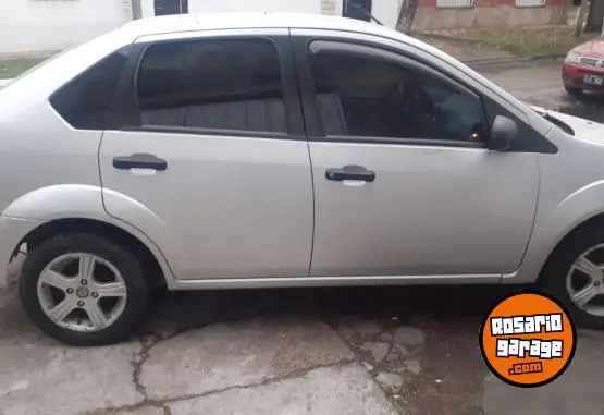 Ford Fiesta Max  2007 - foto 1