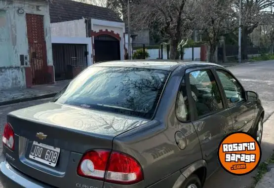 Chevrolet Classic Full  2010 - foto 4