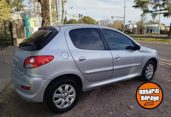 Peugeot 207  2012 - foto 2