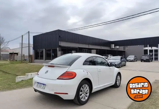 Volkswagen New Beetle 1.4T At  2017 - foto 2