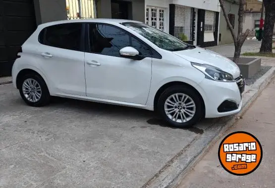 Peugeot 208 Allure  2017 - foto 3