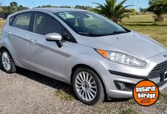 Ford Fiesta Kinetic Titanium  2015 - foto 1