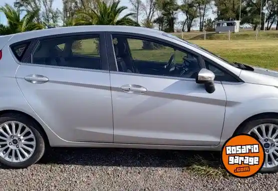 Ford Fiesta Kinetic Titanium  2015 - foto 3