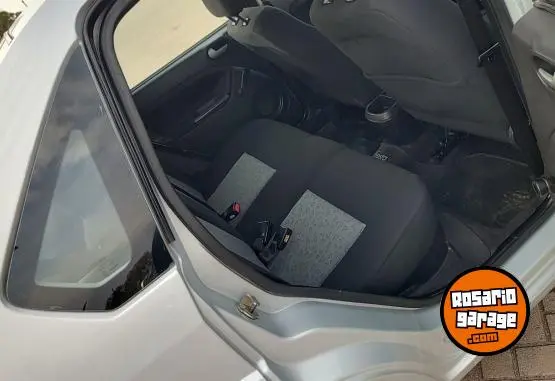 Ford Fiesta Max  2011 - foto 4