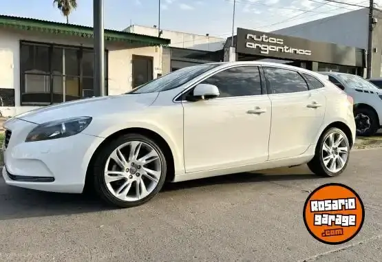 Volvo V40 T4 Luxury  2013 - foto 1