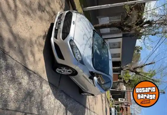 Ford Fiesta S Plus  2014 - foto 3