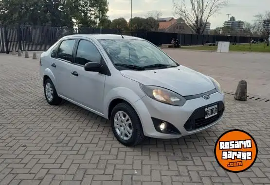 Ford Corsa  2013 - foto 2